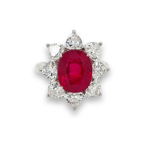 5.04ct unheated Burma ‘Pigeons Blood’ ruby & Diamond ring